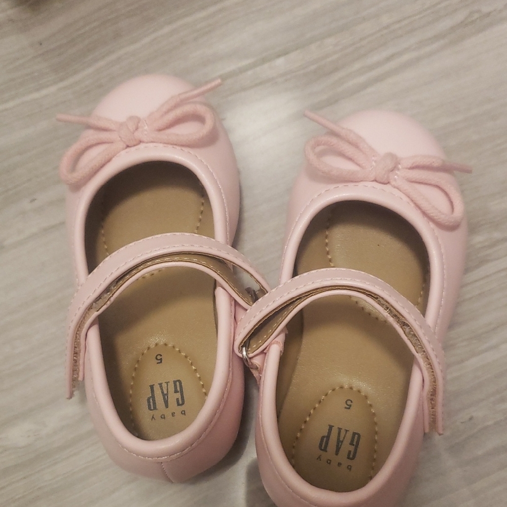 GAP Pink Dress Toddler Shoes